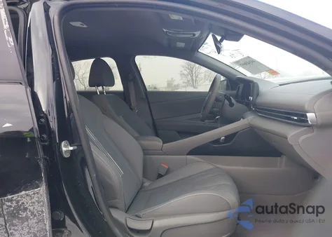 2021 Hyundai Elantra Sel z USA, uszkodzony, nr VIN 5NPLM4AG4MH008597